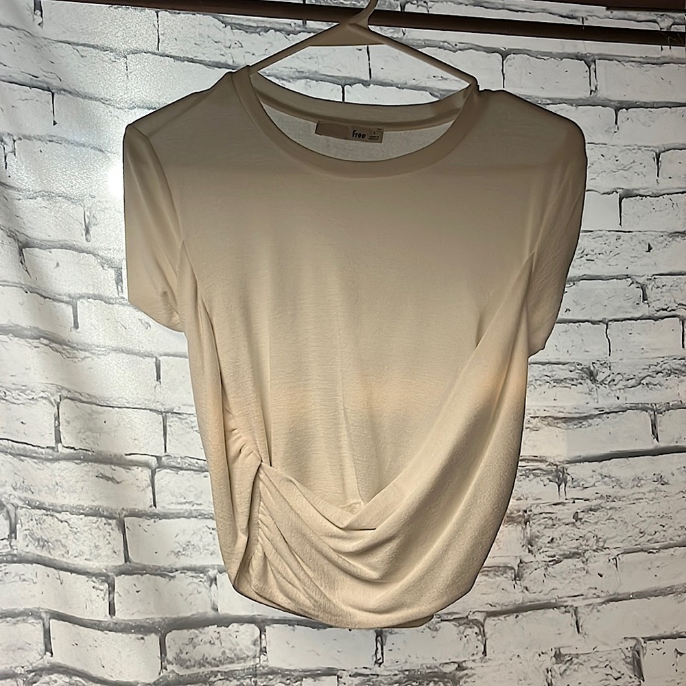 Super cute white, cozy crop top!